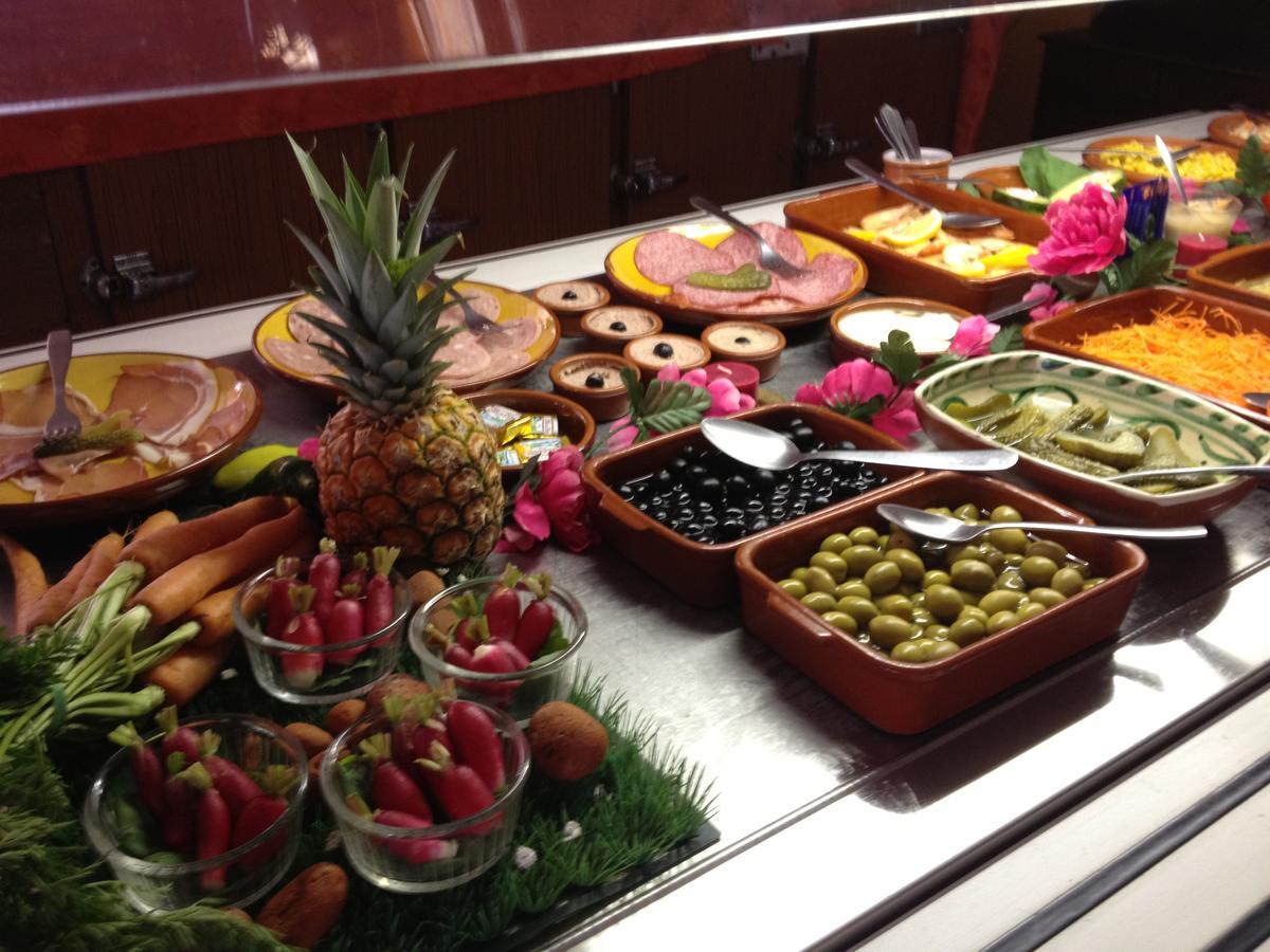 Hotel Restaurant La Garenne Tresserre Dış mekan fotoğraf