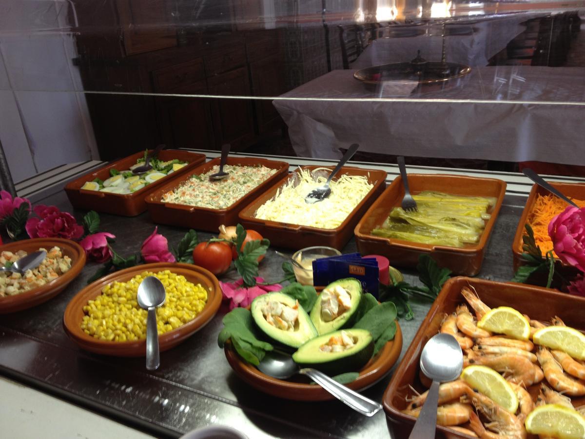 Hotel Restaurant La Garenne Tresserre Dış mekan fotoğraf