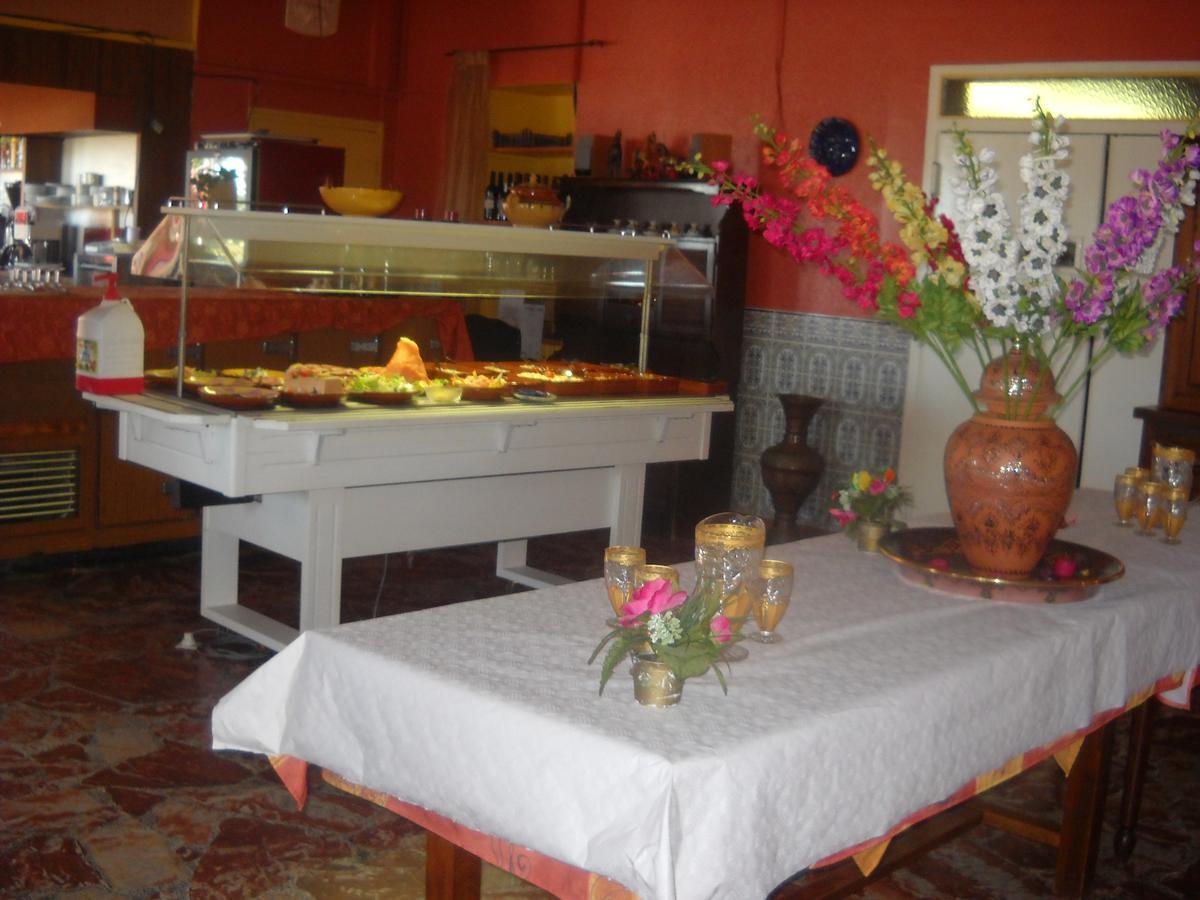 Hotel Restaurant La Garenne Tresserre Dış mekan fotoğraf