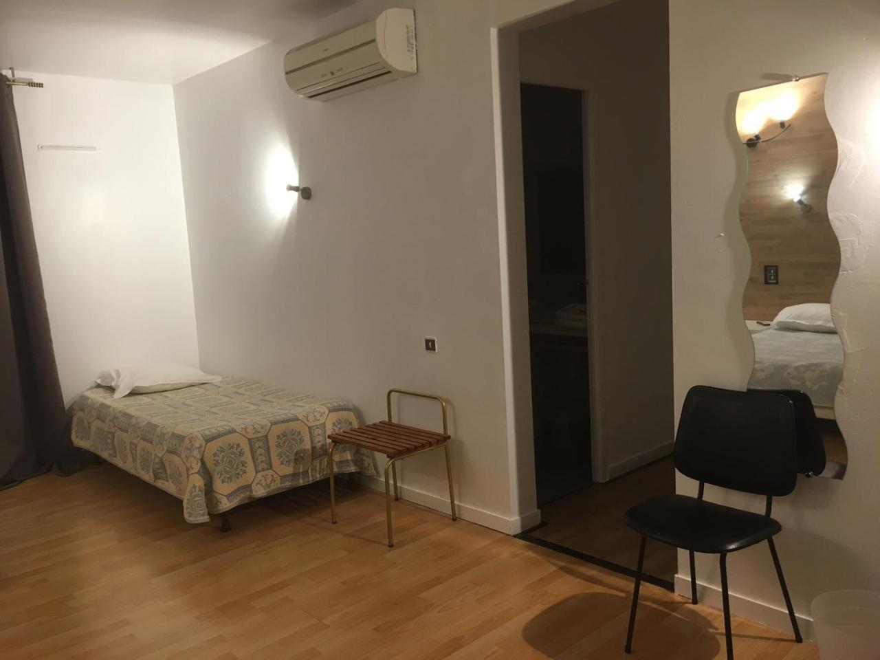 Hotel Restaurant La Garenne Tresserre Dış mekan fotoğraf